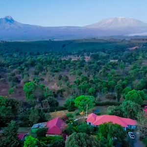 Kilimanjaro Loitokitok Resort Oloitokitok Exterior photo