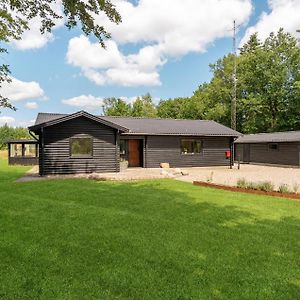 Lovely Home In Randbol With Kitchen Exterior photo