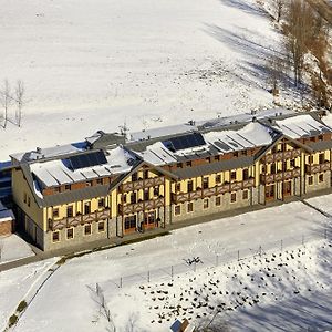 Hotel Resort Relax Dolni Vltavice Exterior photo