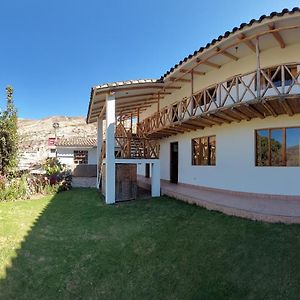 Hostal Miramonti Bed & Breakfast Urubamba Exterior photo