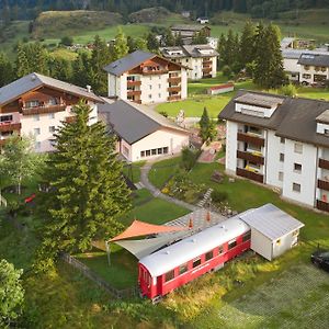 Reka-Feriendorf Berguen Hotel Exterior photo