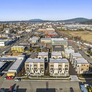 Brand New Fully Updated Condo 908 Anacortes Exterior photo