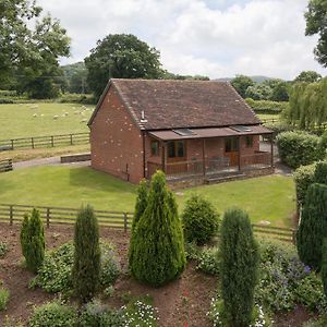 Parkers Lodge Mathon Exterior photo