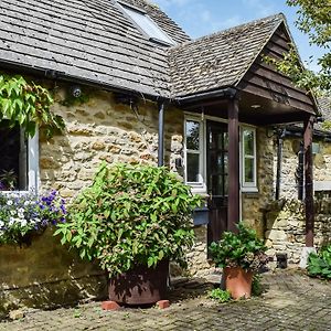 The Barn Villa Ramsden Exterior photo