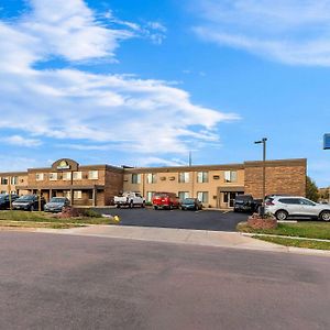 Days Inn By Wyndham Sioux Falls Exterior photo