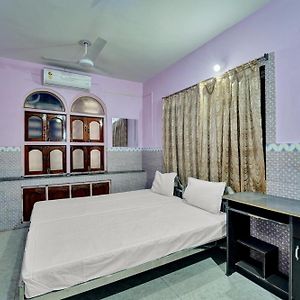 Hotel O Guru Nanak Residency Jamshedpur Exterior photo