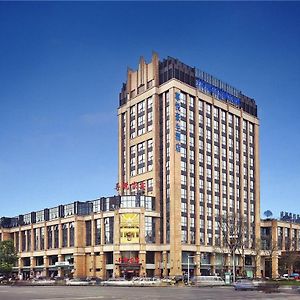 Howard Johnson Zunyue Hotel Chengdu Exterior photo