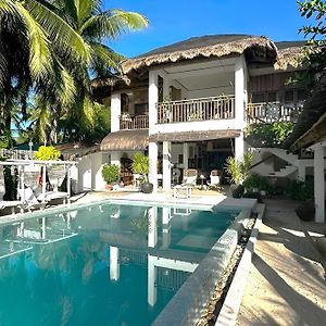 Sirom Beach House Hotel Tambobong Exterior photo