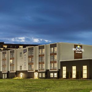 Microtel Inn & Suites By Wyndham Boisbriand Sainte-Therese Exterior photo