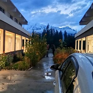 Caprafal Hotel Skardu Exterior photo