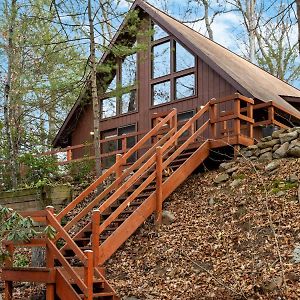 Loft Wood Stove Fire Pit Grill & Deck On Creek Villa Hedgesville Exterior photo