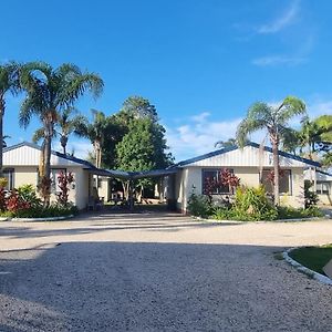 Park Beach Holiday Cabins Coffs Harbour Exterior photo