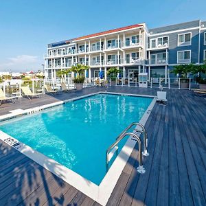 Fairfield Inn & Suites By Marriott Chincoteague Island Waterfront Exterior photo