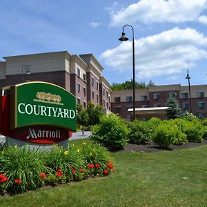 Courtyard By Marriott Hanover Lebanon Hotel Exterior photo