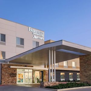 Fairfield Inn & Suites By Marriott Pleasanton Exterior photo