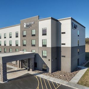 Riverstone Suites By Cobblestone Hotels - Chippewa Falls Exterior photo