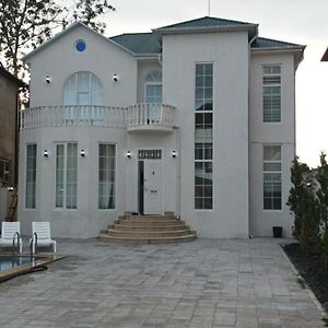 Villa Riverside Gabala Exterior photo