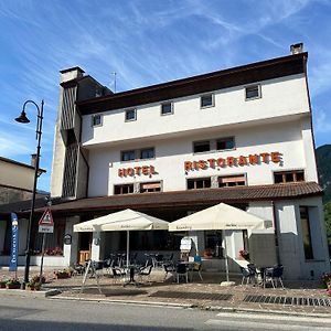 Bike & Bikers Hotel Restaurant Ampezzo Exterior photo