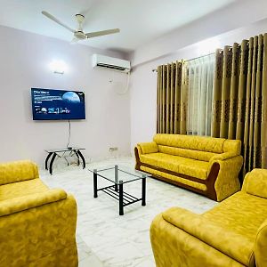 Stylish Fully Furnished 3 Bed Room Premium Apartment Near Airport And Metro At Uttara Sector 7 Dhaka Exterior photo