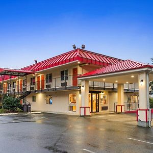 Inn At Lake Washington By Oyo I-405 Renton Exterior photo