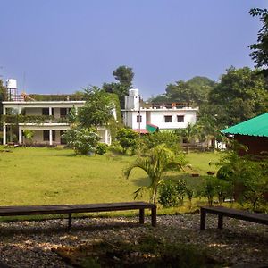 Pong Retreat Hotel Ghamrur Exterior photo