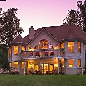 Cherry Valley Manor Bed & Breakfast Stroudsburg Exterior photo