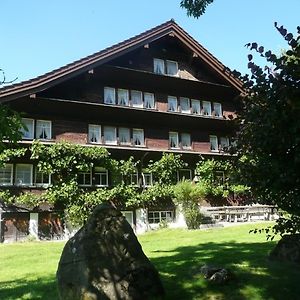 Gast Und Ferienhaus Frohheim Villa Sankt Peterzell Exterior photo