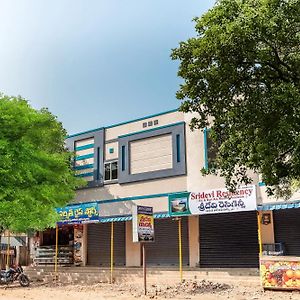 Spot On Sri Devi Residency Hotel Kakinada Exterior photo