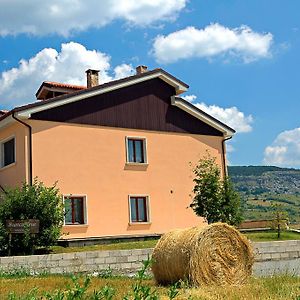 Biancaneve B&B Capracotta Exterior photo