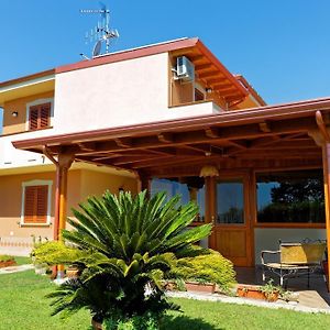 Bed & Breakfast La Villetta Botricello Exterior photo