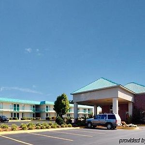 Econo Lodge Inn & Suites Carrollton Exterior photo