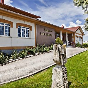 Hotel Dona Jimena Villarcayo Exterior photo