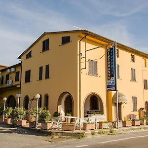 Il Pozzetto Hotel Ravigliano Exterior photo