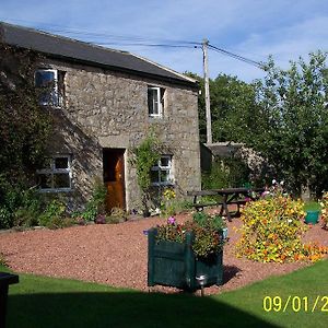 Rose & Thistle Inn Alwinton Exterior photo