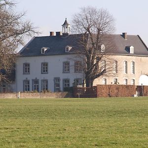 Buitenplaats Bemelen Bed & Breakfast Exterior photo