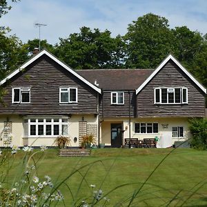 Little Forest Lodge Ringwood Exterior photo