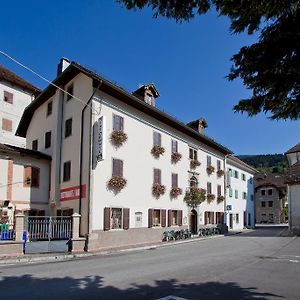 Albergo Alle Alpi Comeglians Exterior photo