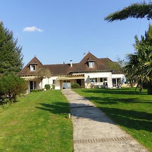 Chambres D'Hotes Le Saleix Donzenac Exterior photo