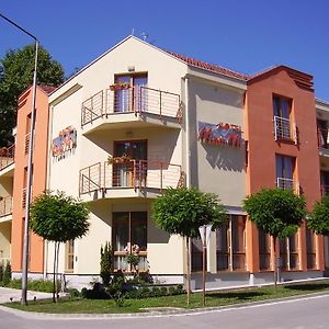 Hotel Mladimir Daruvar Exterior photo