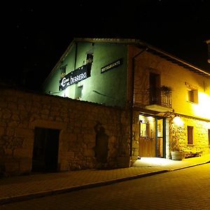 La Casona Del Herrero Hotel Navaleno Exterior photo