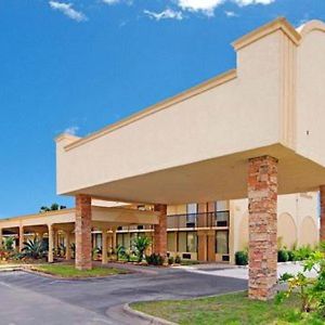 Econo Lodge Baytown Exterior photo