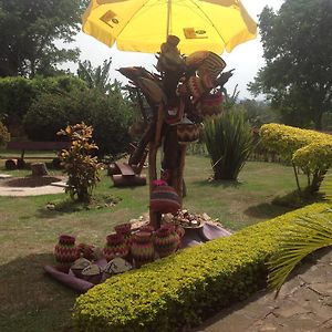 Bwigamiro Country Home Fort Portal Exterior photo