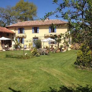 Domaine Le Chec Bed & Breakfast Saint-Ost Exterior photo