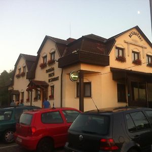 Panorama Panzio Bed & Breakfast Tatabanya Exterior photo