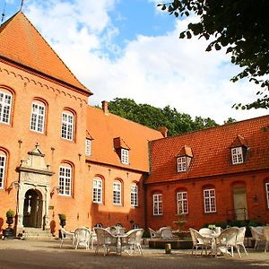 Sophiendal Manor Hotel Lasby Exterior photo