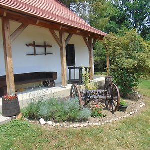 Rigo Vendeghaz Hotel Oriszentpeter Exterior photo