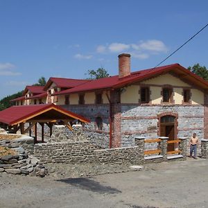 Ranc Pod Rejvizem Hotel Zlate Hory Exterior photo