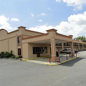 Scottish Inn - Tifton Exterior photo