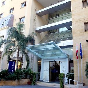 Golden Tulip Hotel De Ville Beirut Exterior photo