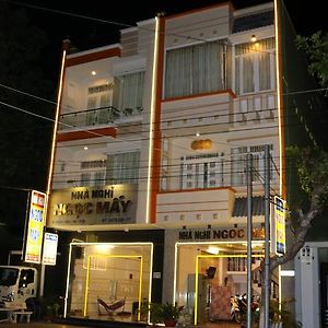 Ngoc May Guesthouse Chau Doc Exterior photo